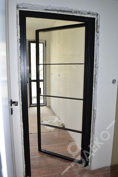 interiorna_metalna_vrata_s_ostaklqvane_i_horizontalni_deliteli_ardeco-bg.com_11