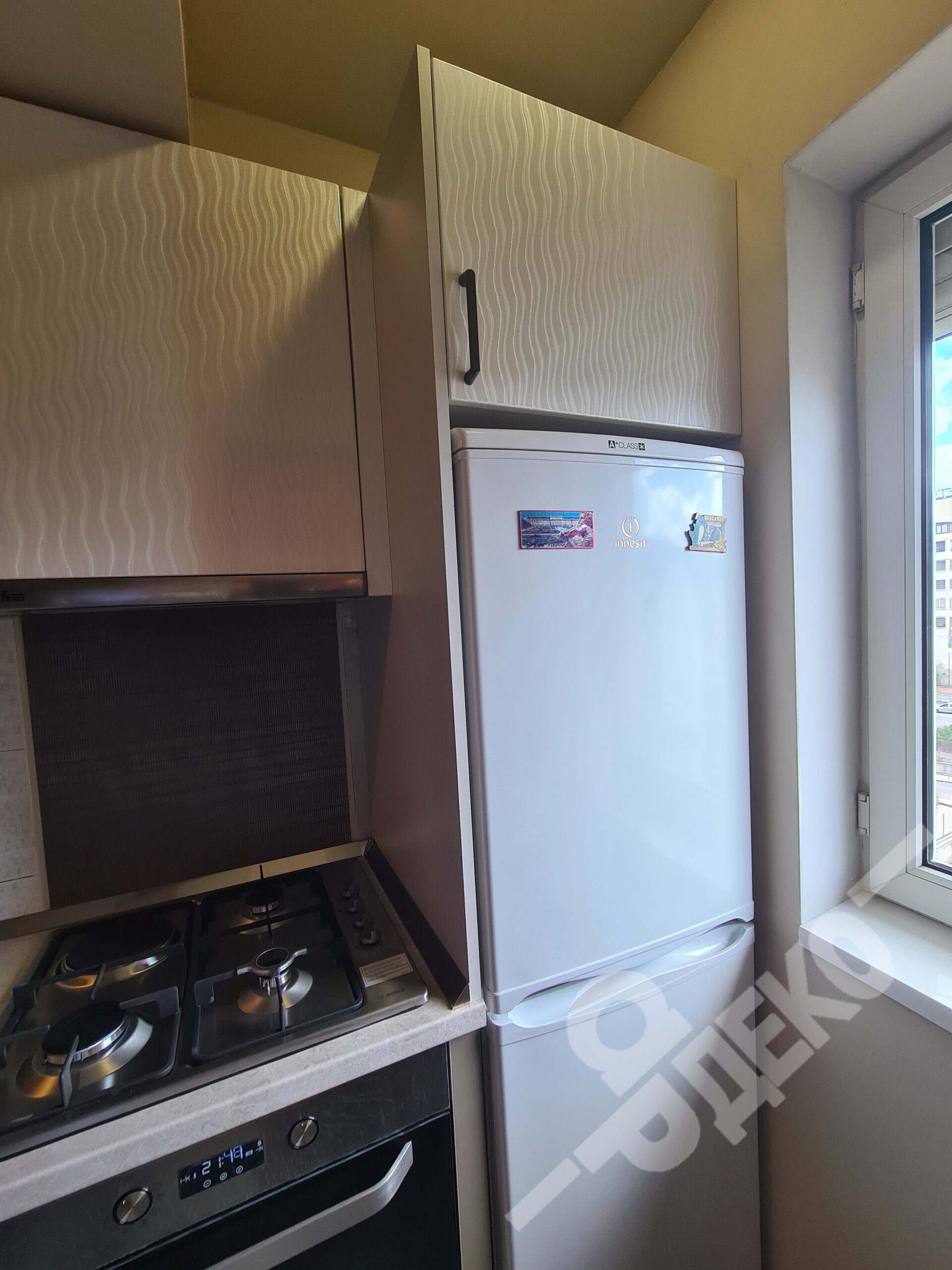 prava-kyhnia-po-porachka-s-dva-vida-glanc-ardeco-bg.com_6